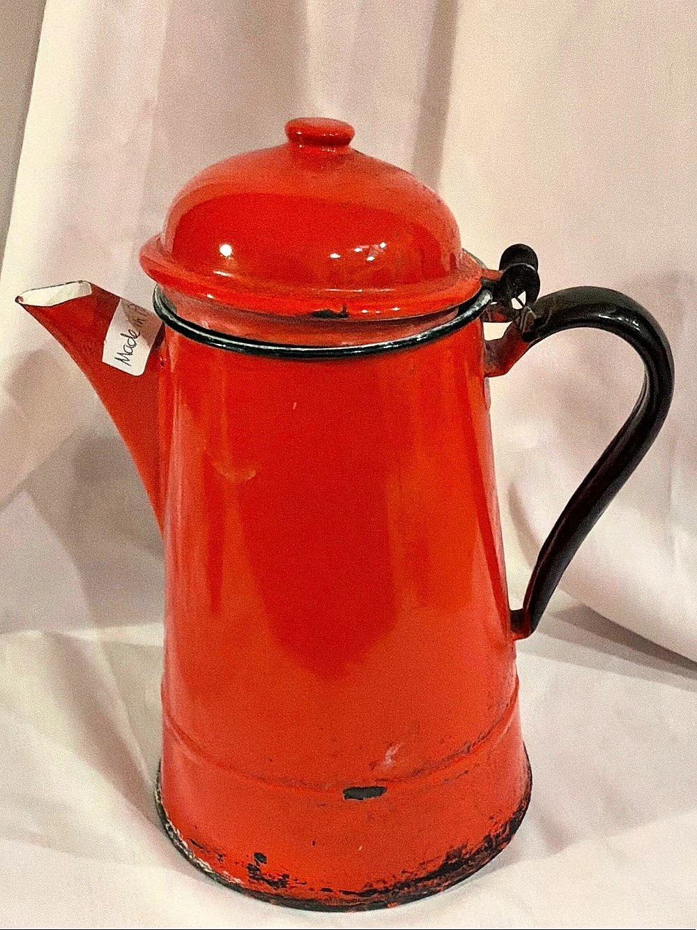 Red & Black Enamel Coffee Pot VTG Made in Poland Orangy Red and Flower Vase Read